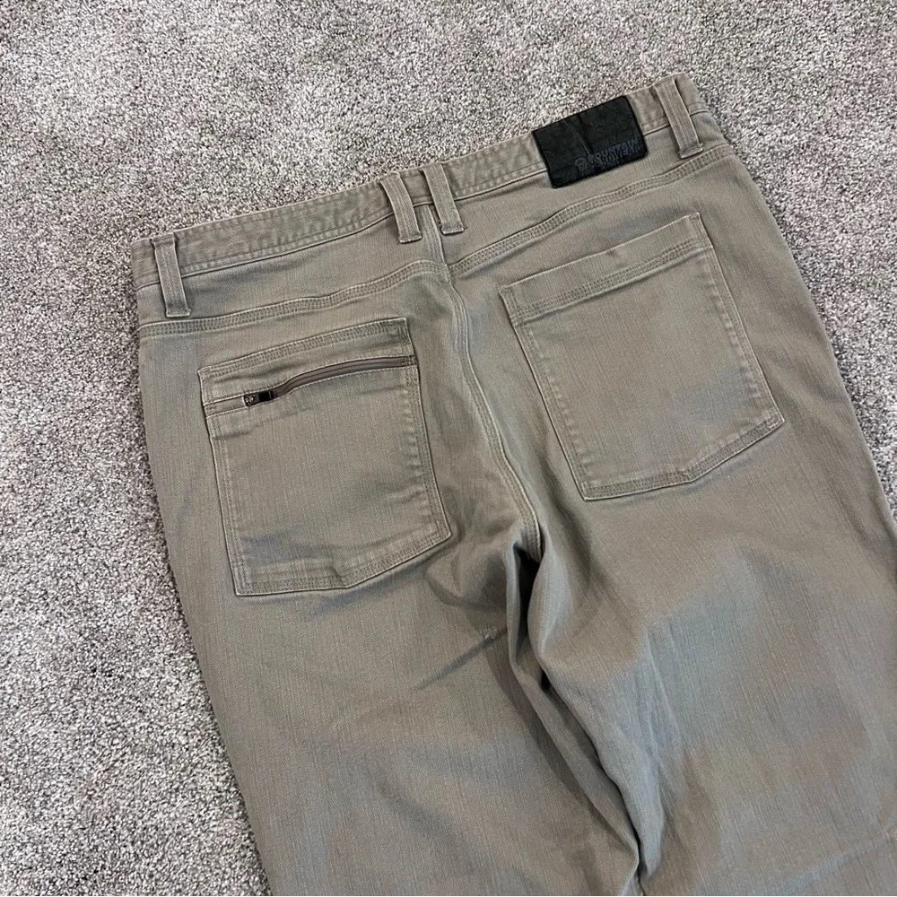 Mountain Hardwear Passenger Pants Men Size 36x30 Hiking Outdoor Beige 1467041,